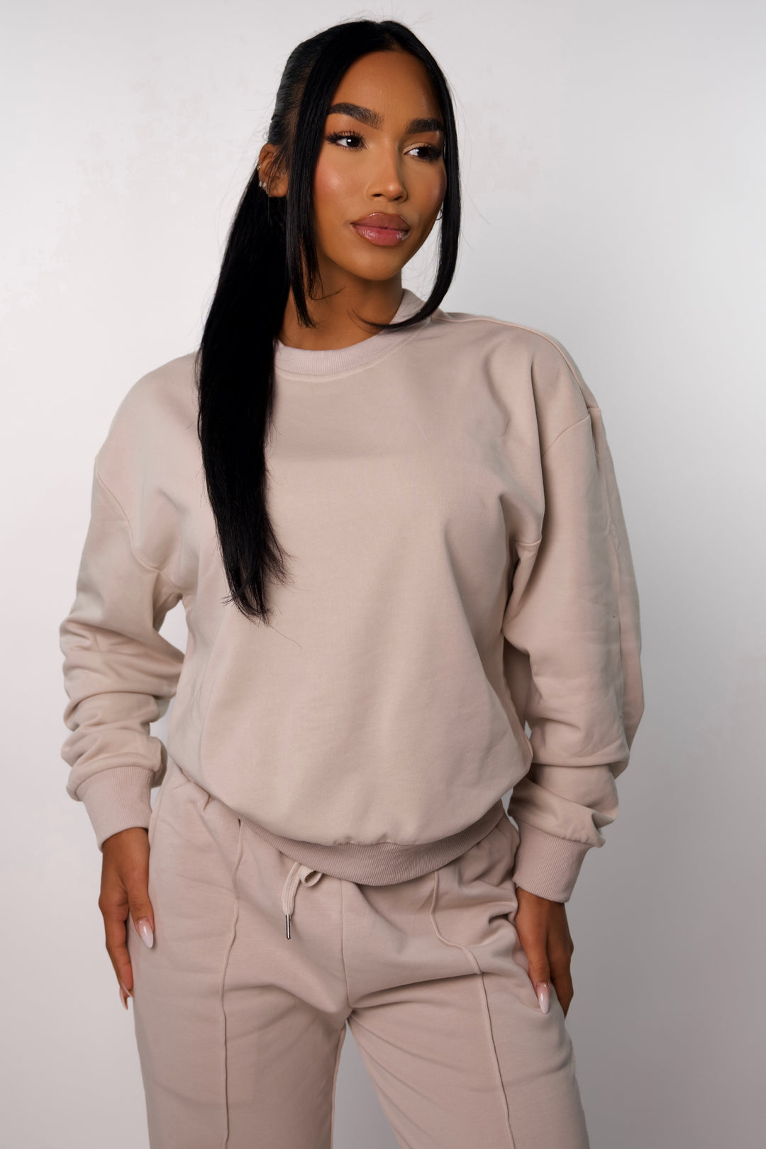 Comfort Essential Sweatshirt