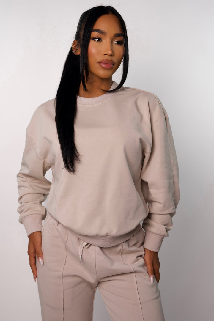 Comfort Essential Sweatshirt